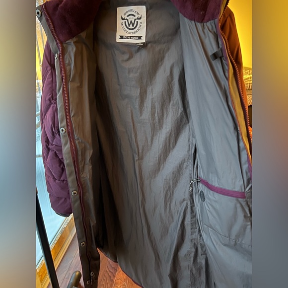 Women’s Moosejaw Winter Coat - Picture 4 of 4